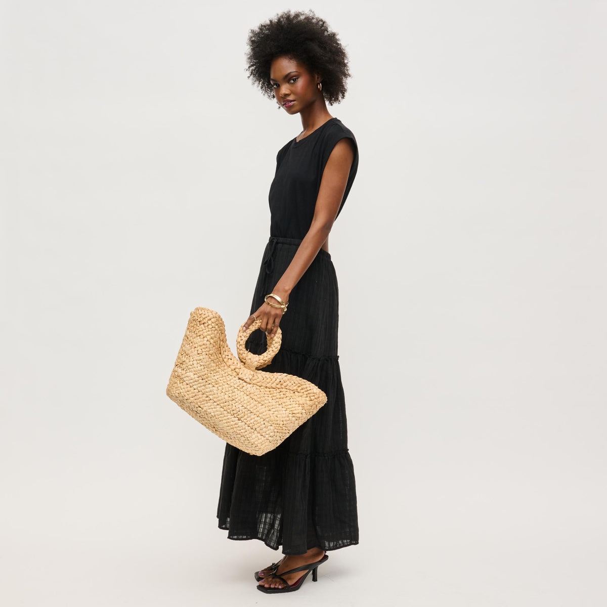 Woman wearing Natural Urban Expressions Edith Tote 840611150974 View 3 | Natural