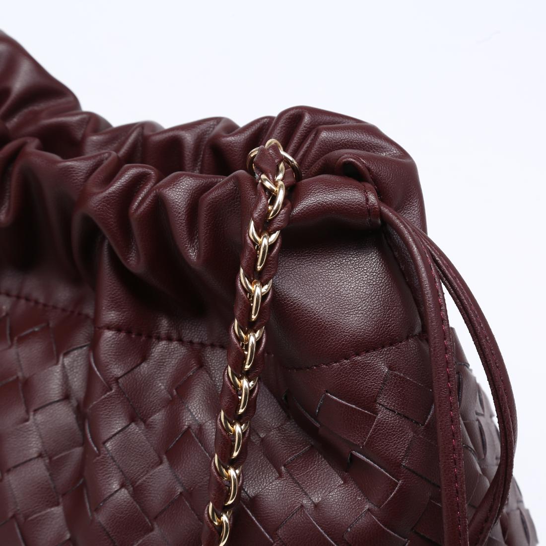 Urban Expressions Sawyer Shoulder Bag 840504213601 View 8 | Burgundy