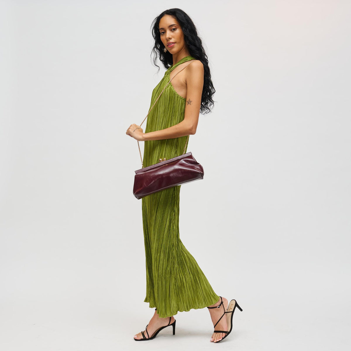 Woman wearing Burgundy Urban Expressions Joplin - Kisslock Clutch 840504200793 View 2 | Burgundy