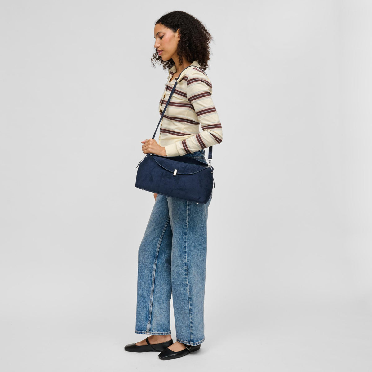 Woman wearing Midnight Urban Expressions Evermore Crossbody 840504212819 View 4 | Midnight
