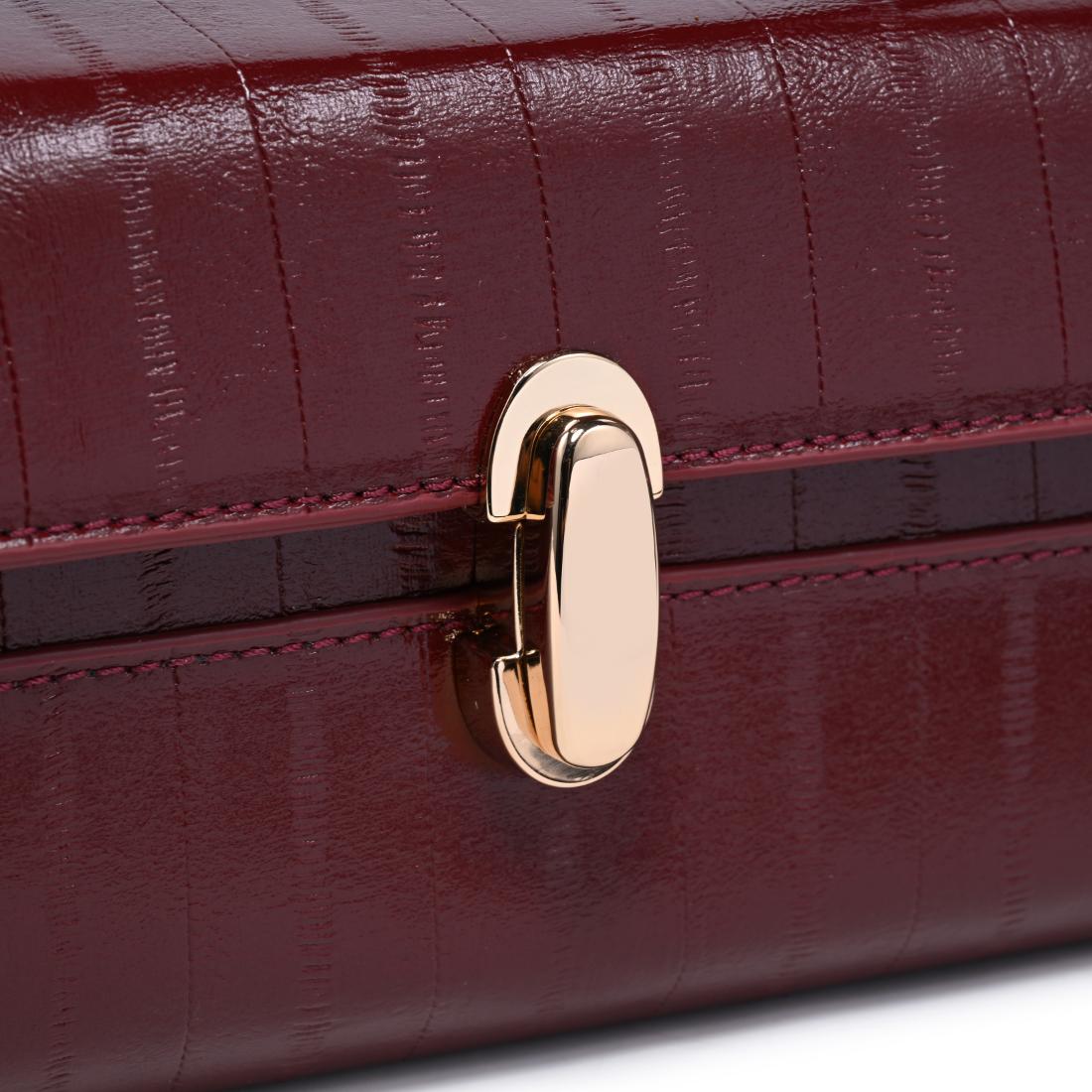 Urban Expressions Arden Crossbody 840504215001 View 8 | Burgundy