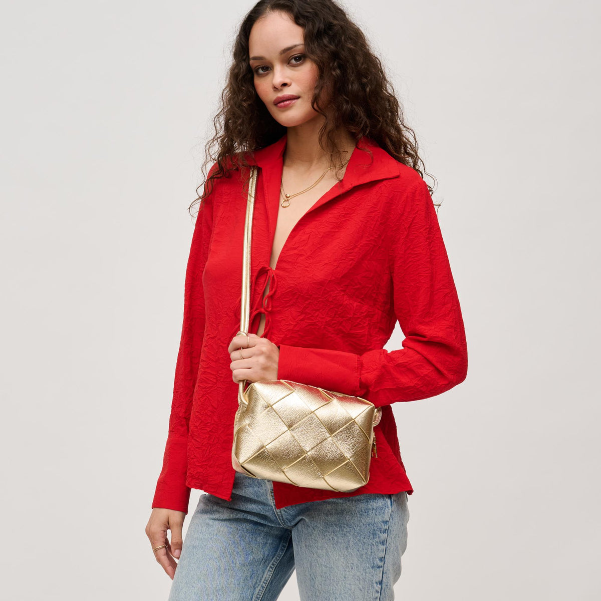 Woman wearing Gold Urban Expressions Kennedy Crossbody 840611124180 View 1 | Gold
