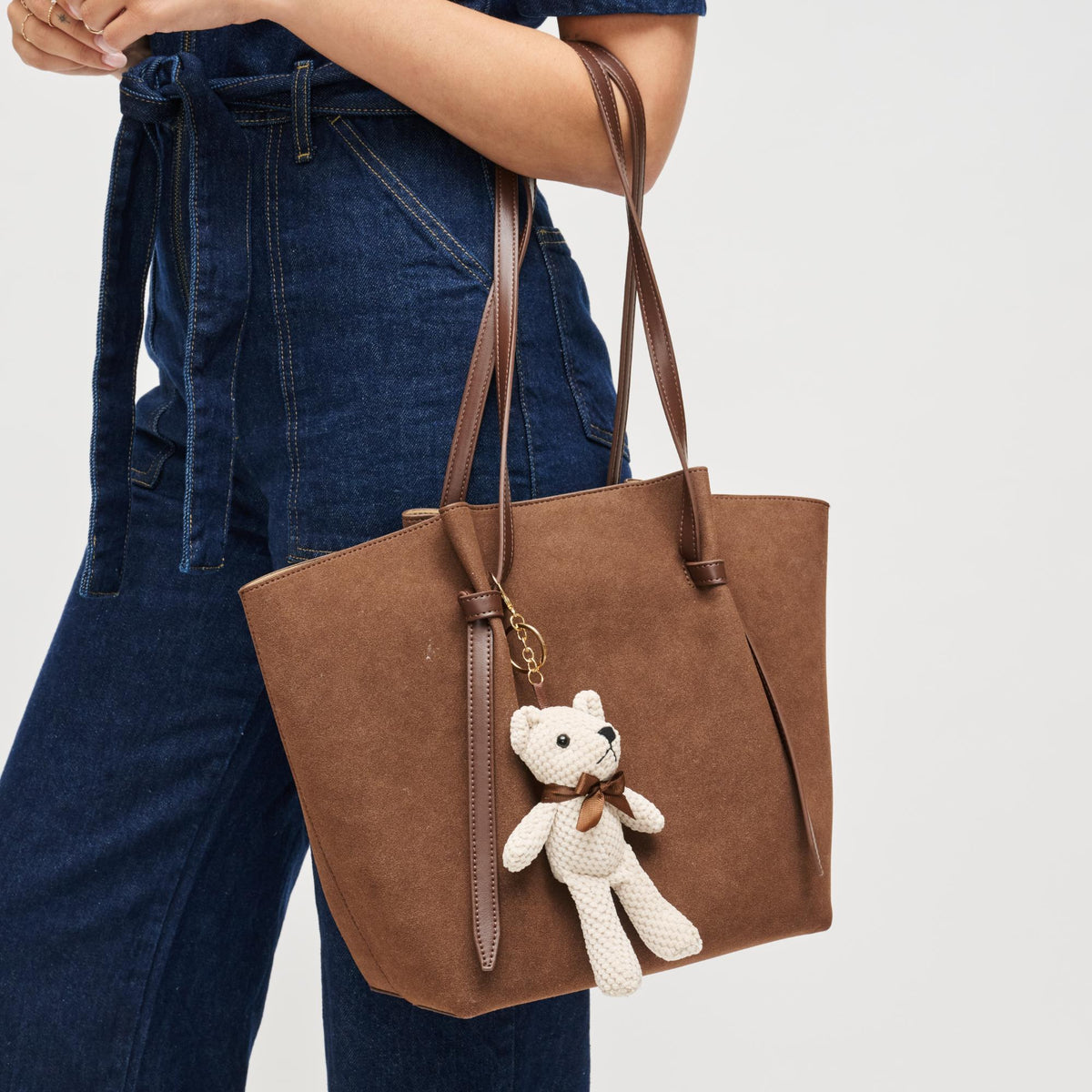 Woman wearing Chocolate Urban Expressions Lorenza Tote 840611199324 View 1 | Chocolate