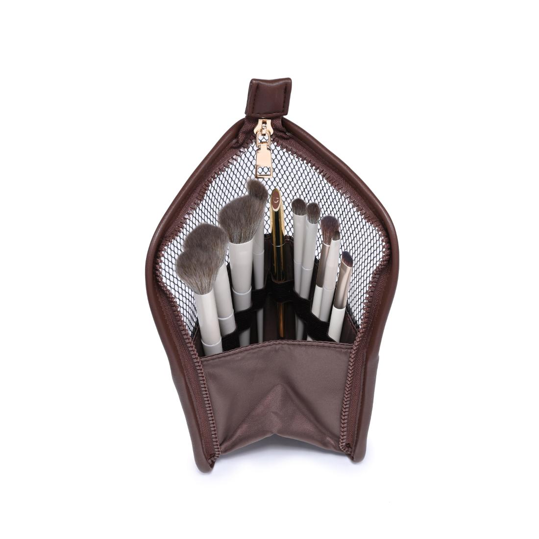 Urban Essentials Sahara Stitch Brush Holder 840504210006 View 4 | Chocolate Leopard