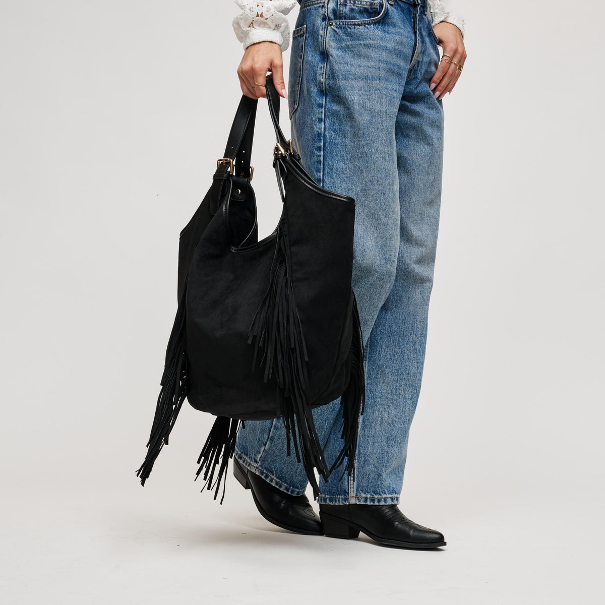 Woman wearing Black Urban Expressions Nyxie Tote 840504211546 View 3 | Black