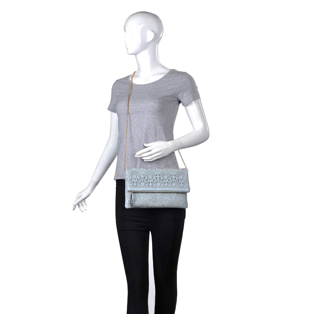 Product Image of Urban Expressions Skylar Clutch 840611169532 View 5 | Sky