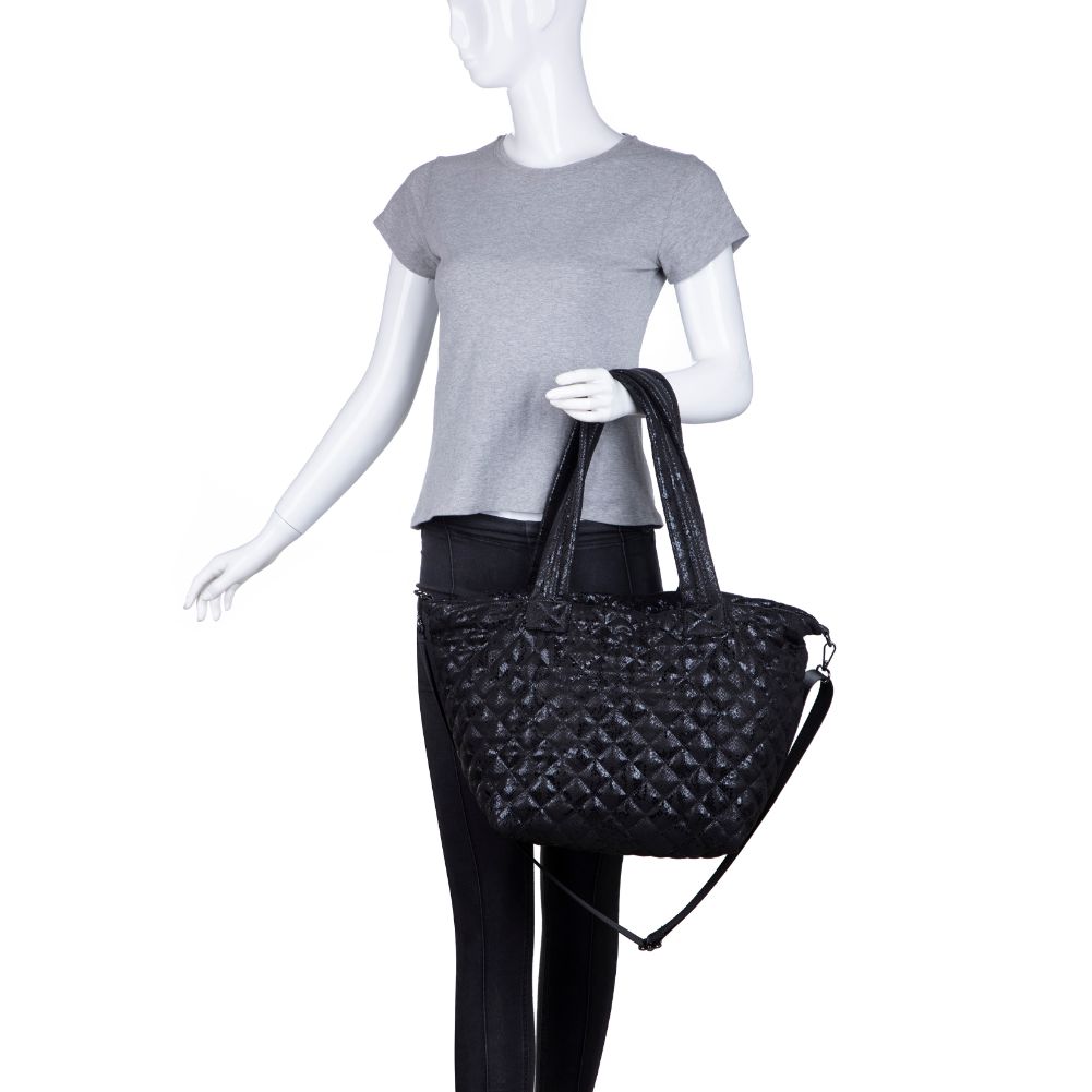 Product Image of Urban Expressions Shanice Tote 840611175731 View 5 | Black