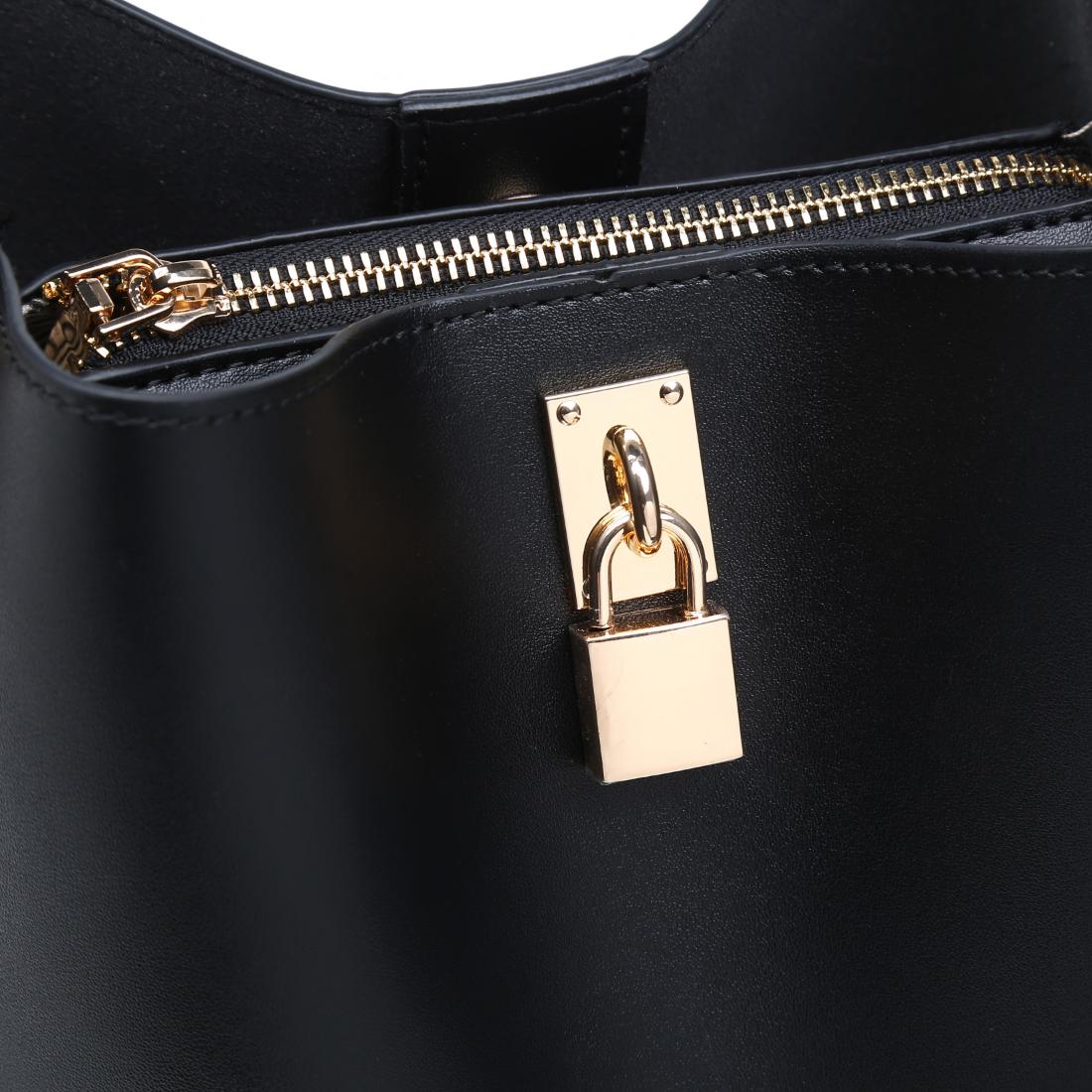 Urban Expressions Mina Crossbody 840504202063 View 8 | Black
