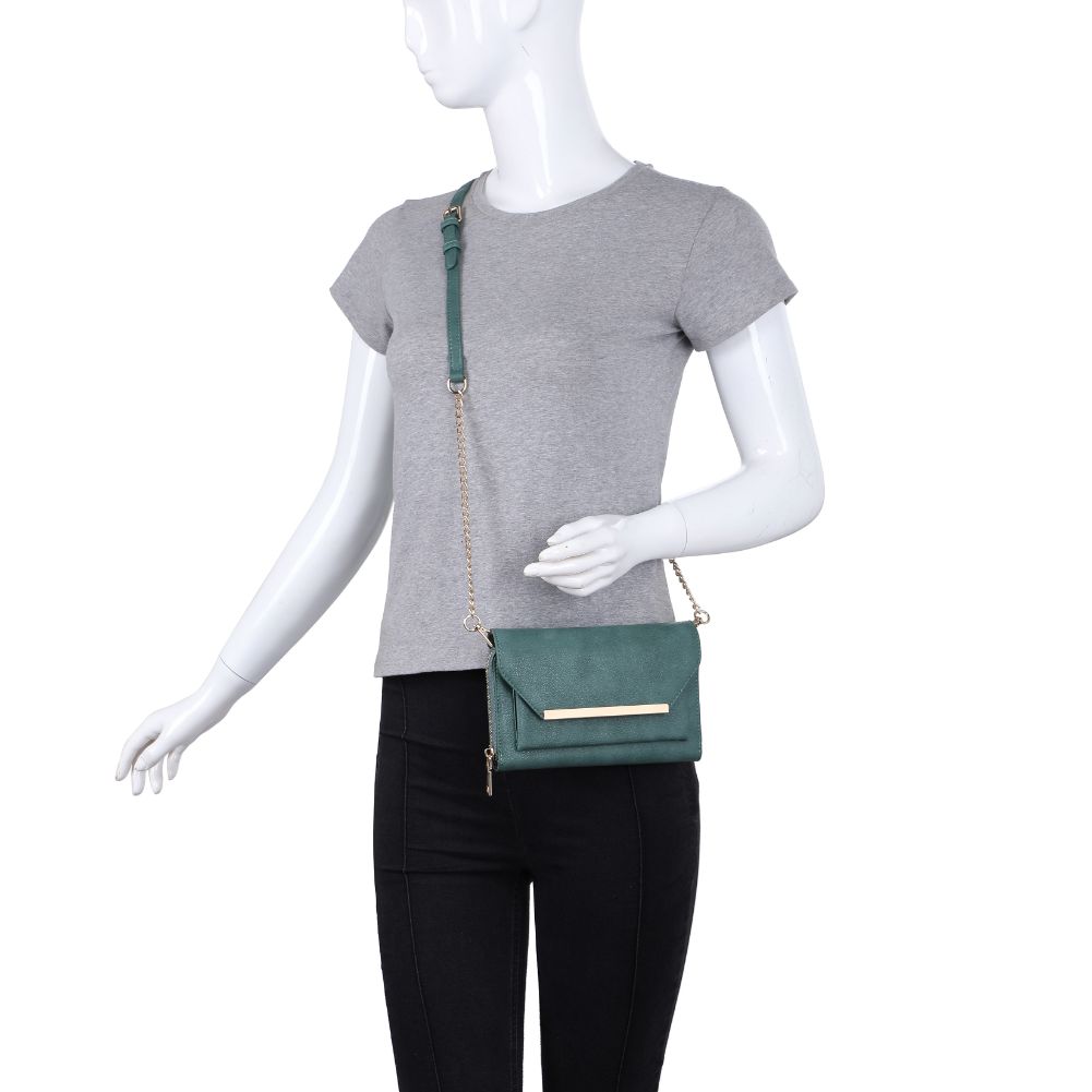 Product Image of Urban Expressions Fernanda Crossbody 818209017251 View 5 | Emerald