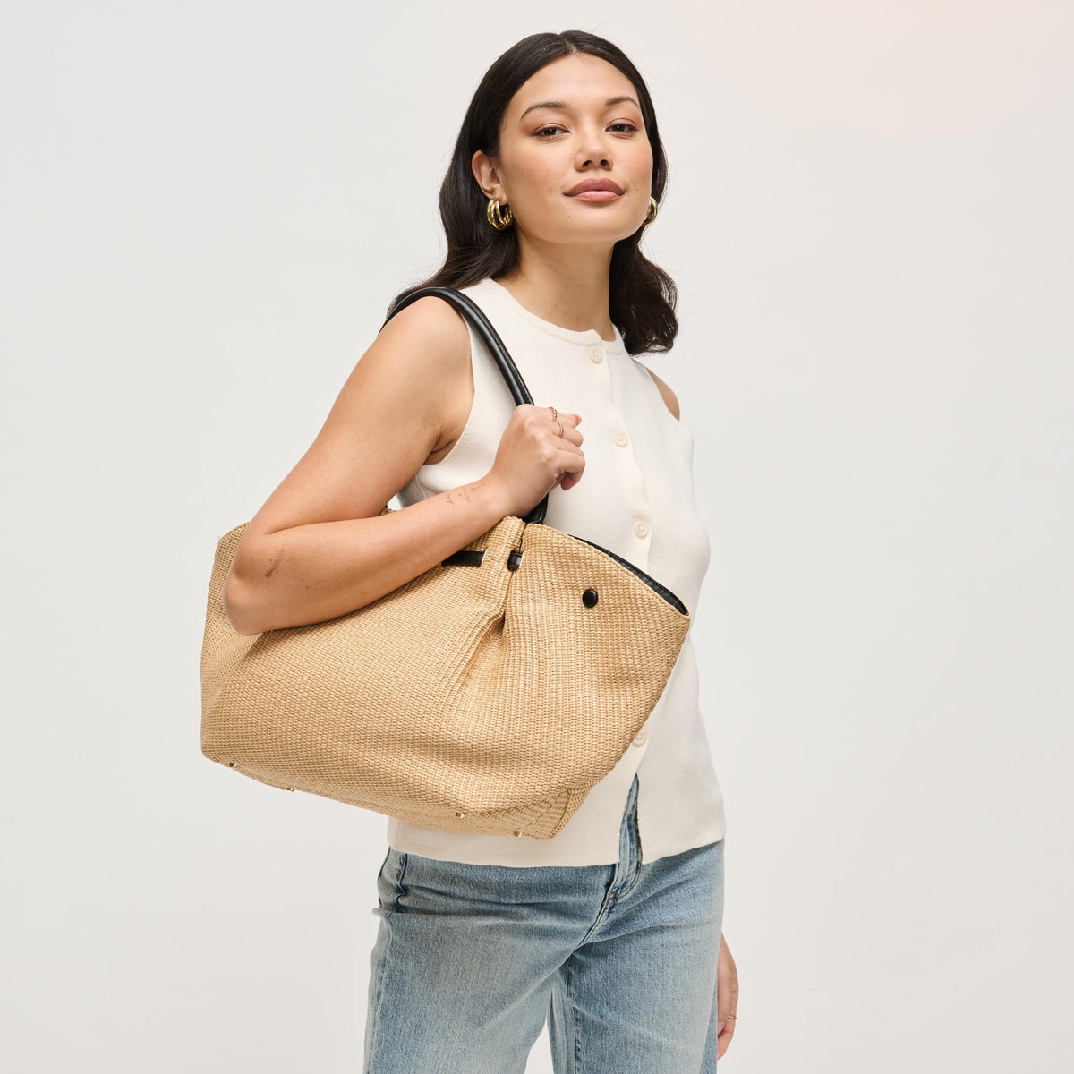 Woman wearing Natural Black Urban Expressions Kaia - Straw Tote 840504205897 View 2 | Natural Black