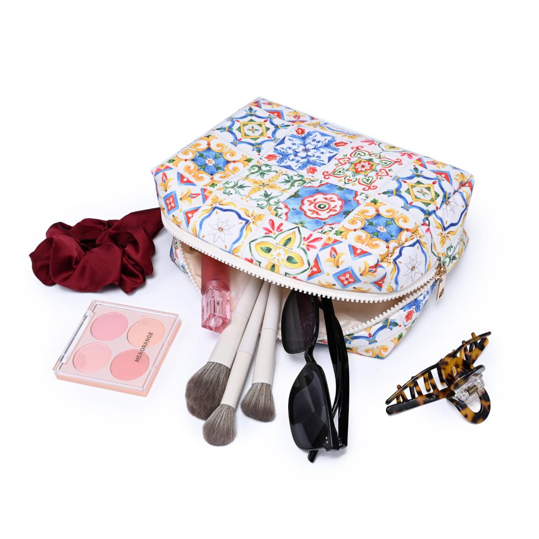 Woman wearing Sorrento Urban Essentials Amalfi Escape Cosmetic & Travel Organizer Pouch 840504207389 View 1 | Sorrento