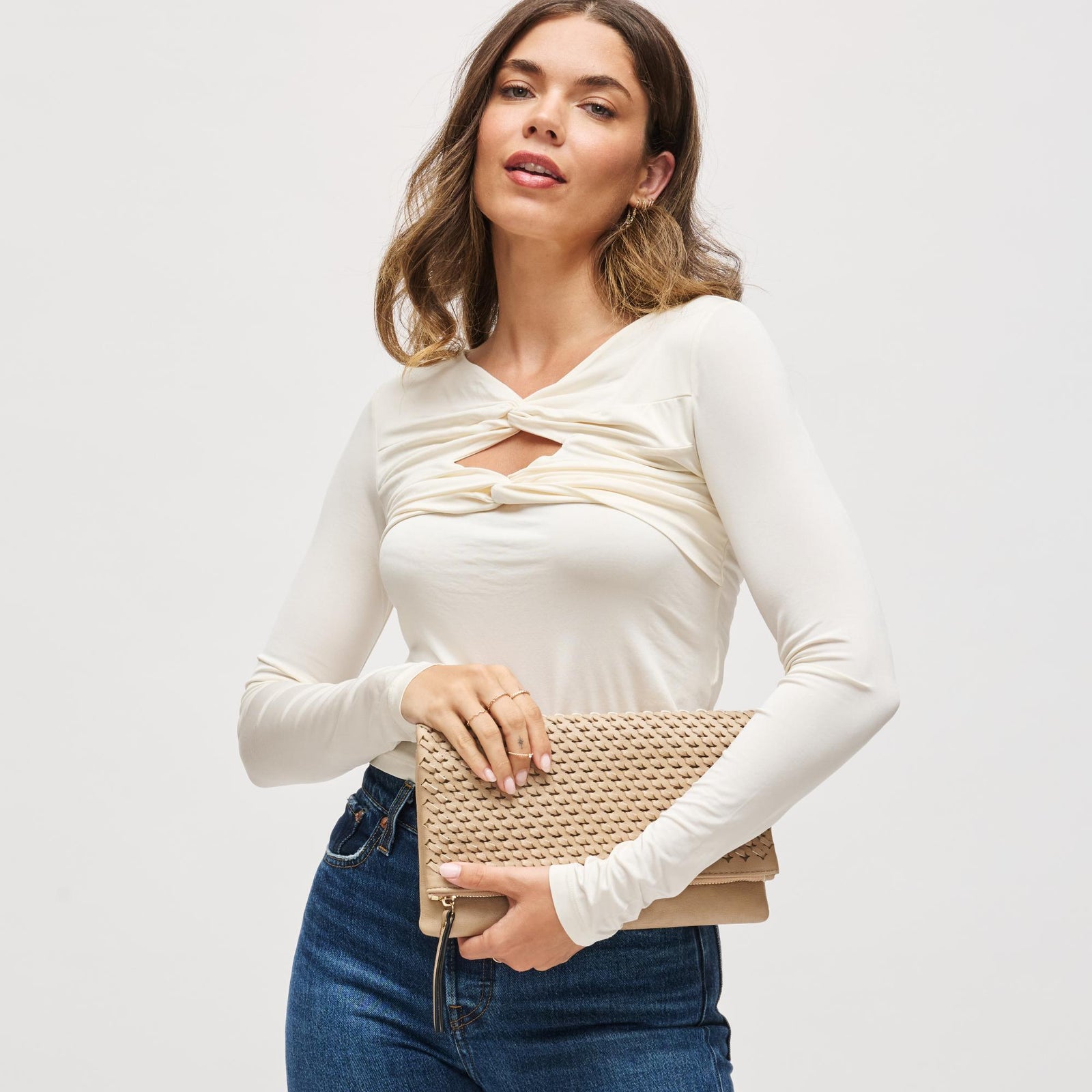 Product Image of Urban Expressions Tina Crossbody 840611174284 View 1 | Mint