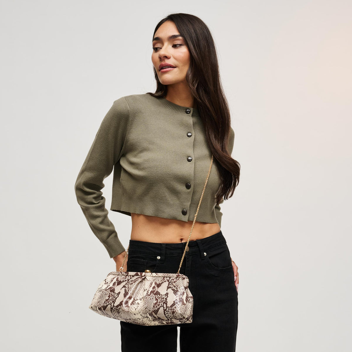 Woman wearing Brown Urban Expressions Kit Crossbody 840504212567 View 2 | Brown