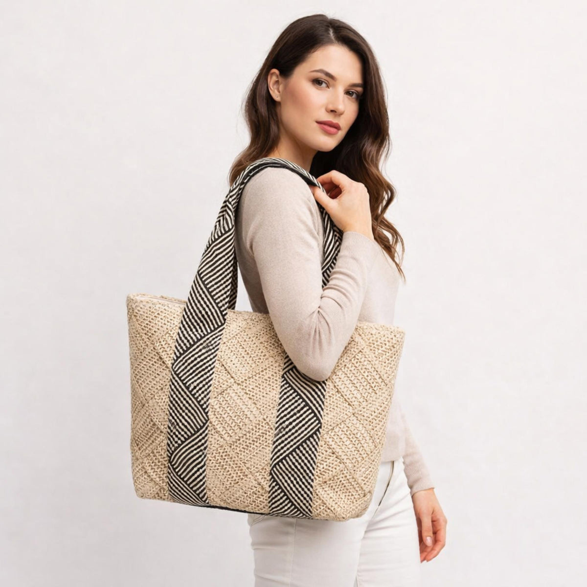 Woman wearing Ivory Urban Expressions Lorena - Straw Tote 840504203015 View 2 | Ivory