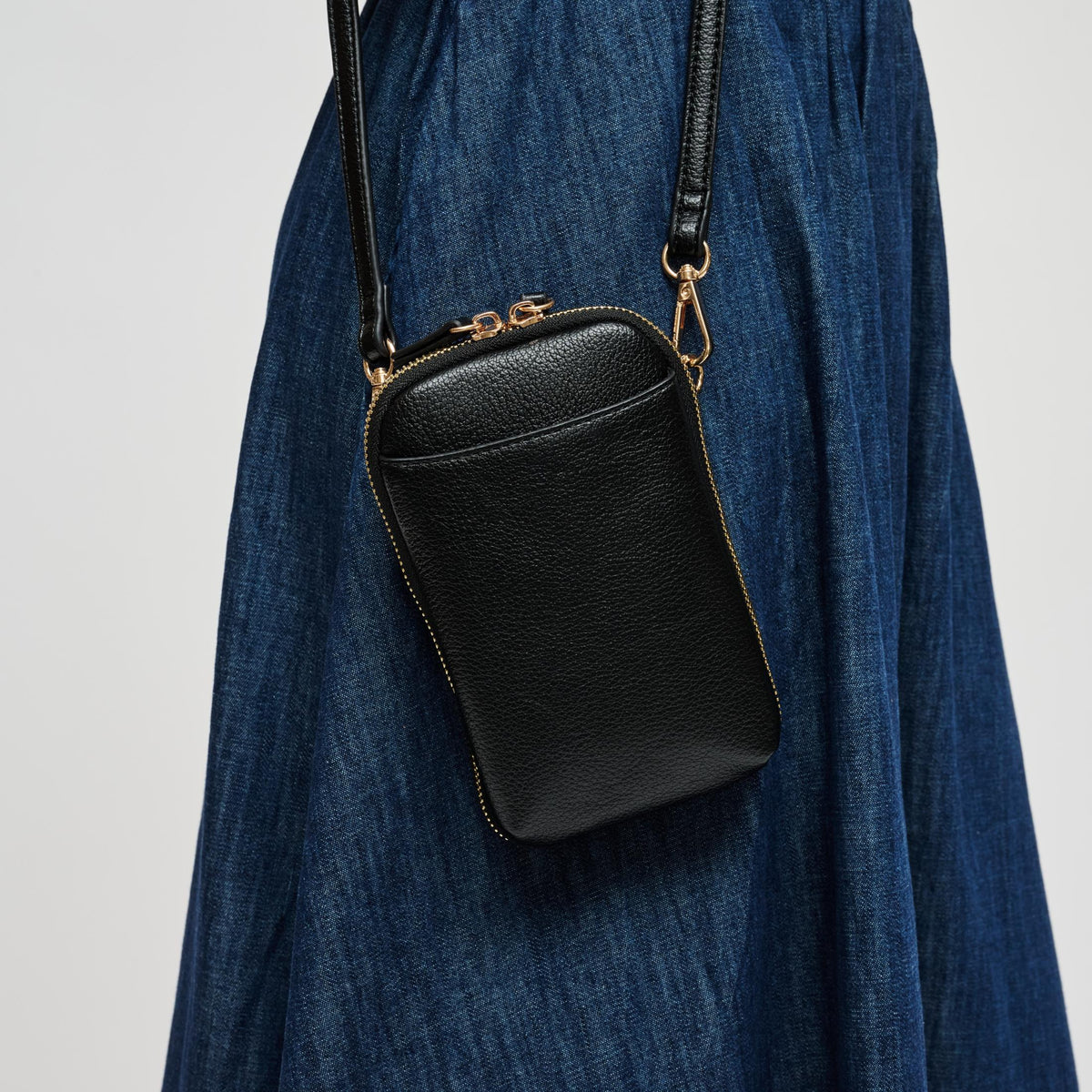 Woman wearing Black Urban Expressions Karen Cell Phone Crossbody 840504212765 View 3 | Black