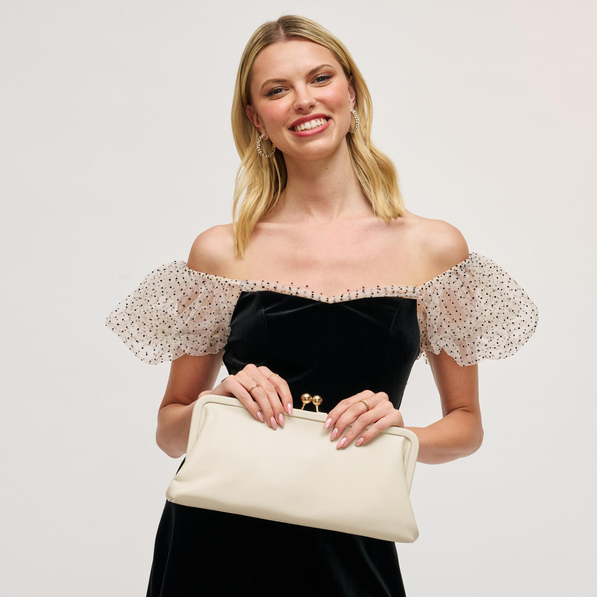 Woman wearing Oatmilk Urban Expressions Kristin Clutch 840611198440 View 3 | Oatmilk