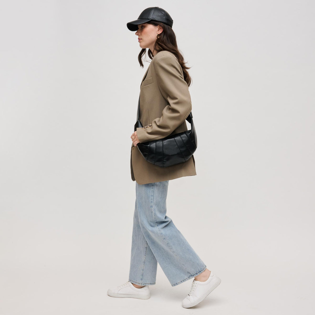 Woman wearing Black Urban Expressions Davina Crossbody 840611136633 View 2 | Black