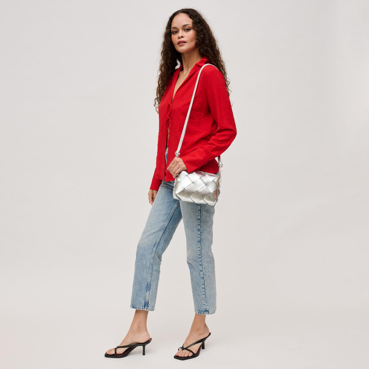 Woman wearing Silver Urban Expressions Kennedy Crossbody 840611124173 View 2 | Silver