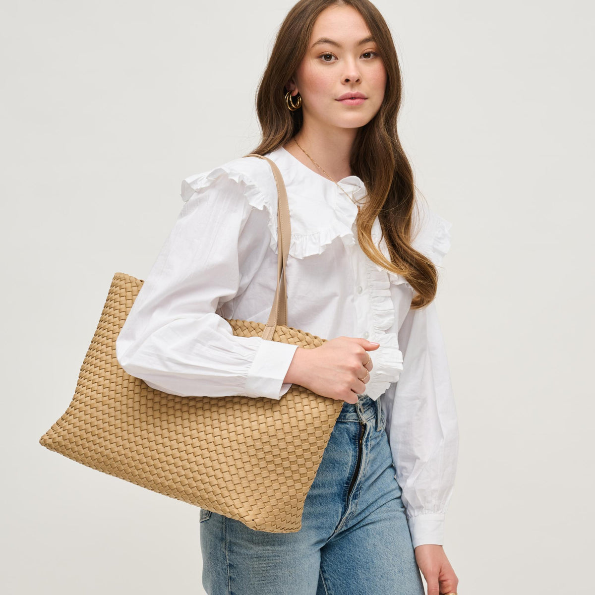 Woman wearing Natural Urban Expressions Evie Tote 840611146786 View 2 | Natural