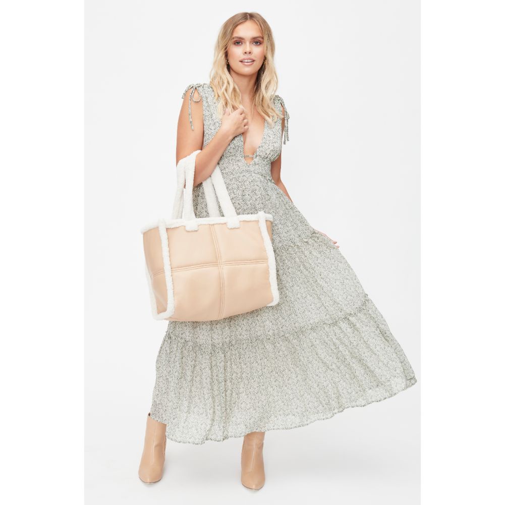 Woman wearing Natural Urban Expressions Lohi Tote 840611101440 View 3 | Natural