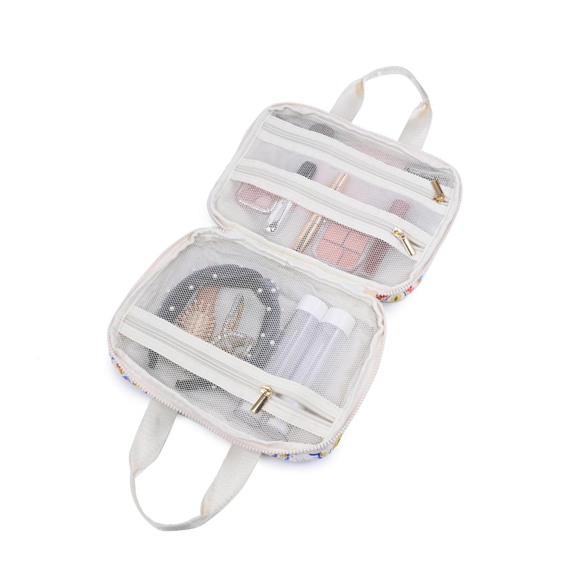 Urban Essentials Capri Collective Travel Organizer 840504209949 View 4 | Sorrento