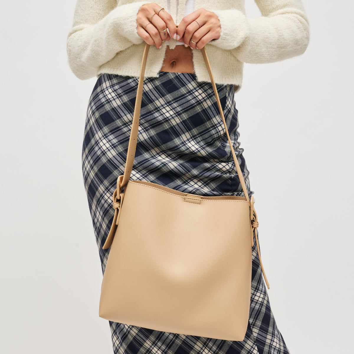 Woman wearing Natural Urban Expressions Addilyn Bucket 840611199645 View 4 | Natural