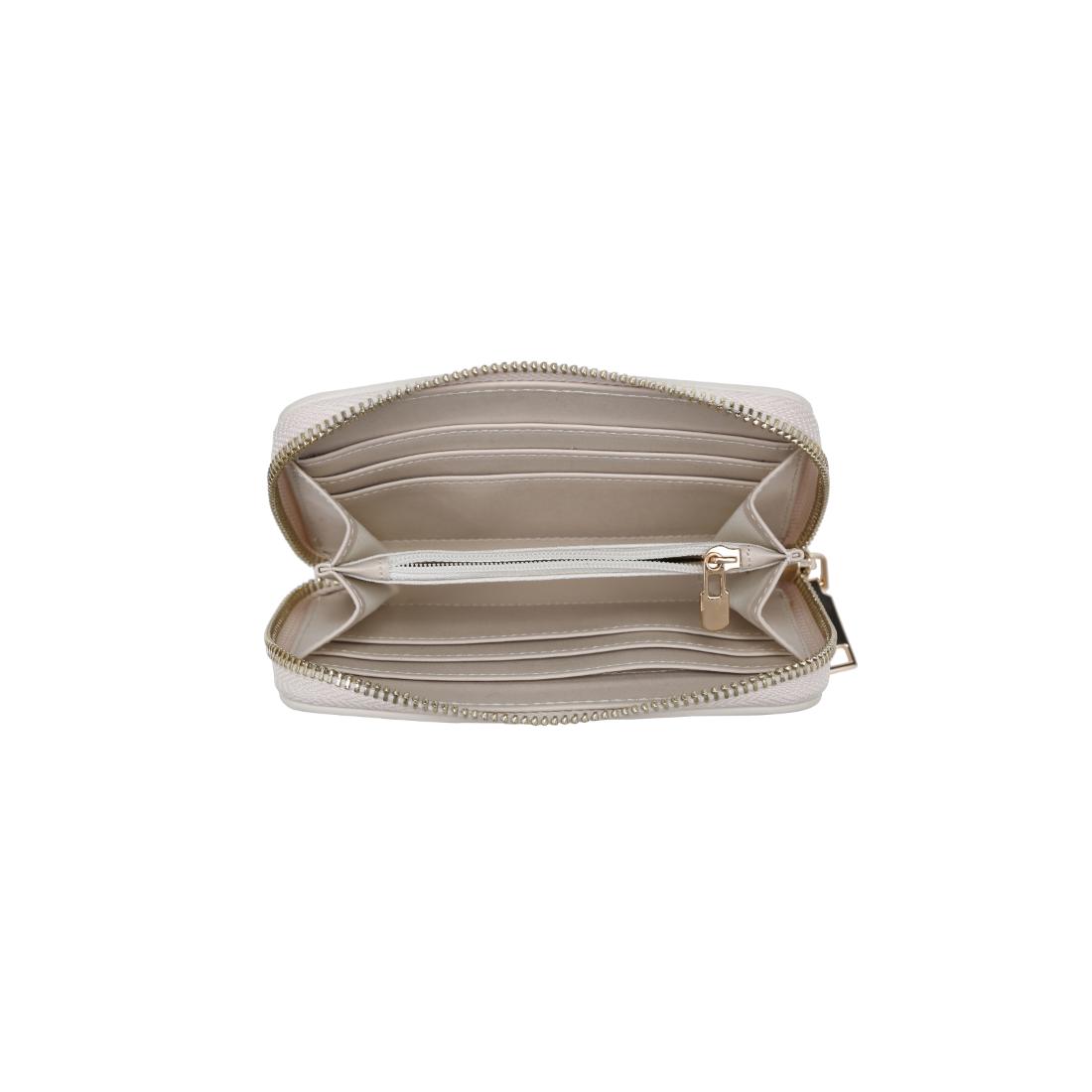 Woman wearing Ivory Urban Expressions Tucker Wallet 840504208072 View 9 | Ivory