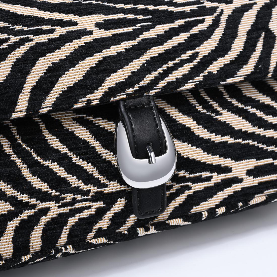 Urban Expressions Gloria - Zebra Shoulder Bag 840504214097 View 8 | Zebra