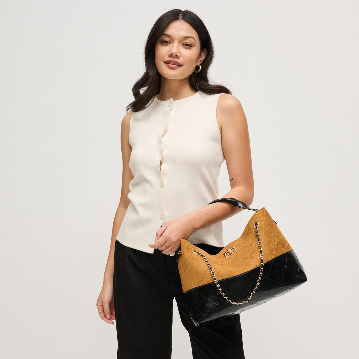 Woman wearing Tan Black Urban Expressions Eliana Tote 840504205552 View 1 | Tan Black