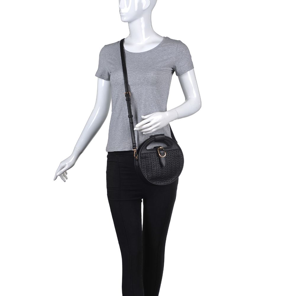 Product Image of Urban Expressions Cece Crossbody 840611169365 View 5 | Black