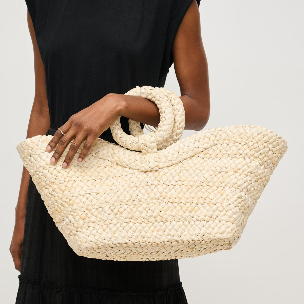 Woman wearing Ivory Urban Expressions Edith Tote 840611150981 View 1 | Ivory