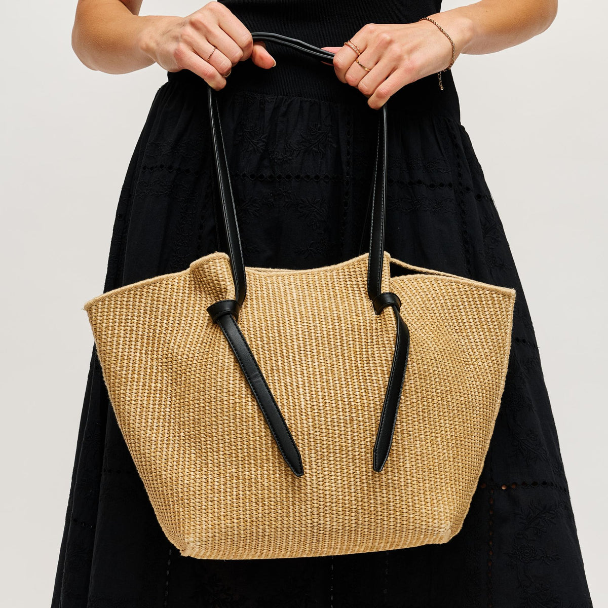 Woman wearing Natural Black Urban Expressions Lorenza Tote - Straw Tote 840504203800 View 2 | Natural Black
