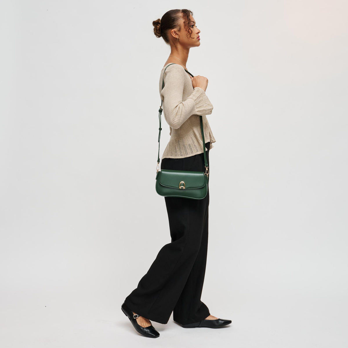 Woman wearing Hunter Urban Expressions Langdon Shoulder Bag 840504212741 View 4 | Hunter