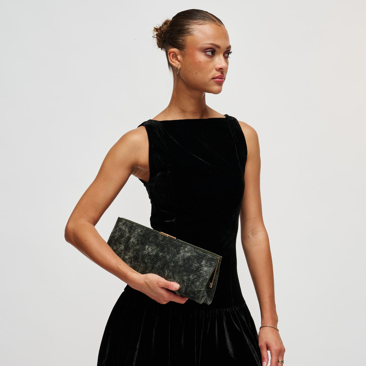 Woman wearing Green Urban Expressions Nazlee - Lizard Clutch 840504212635 View 3 | Green
