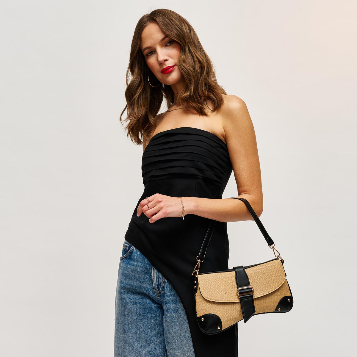Woman wearing Natural Black Urban Expressions Hollee Crossbody 840504208560 View 3 | Natural Black