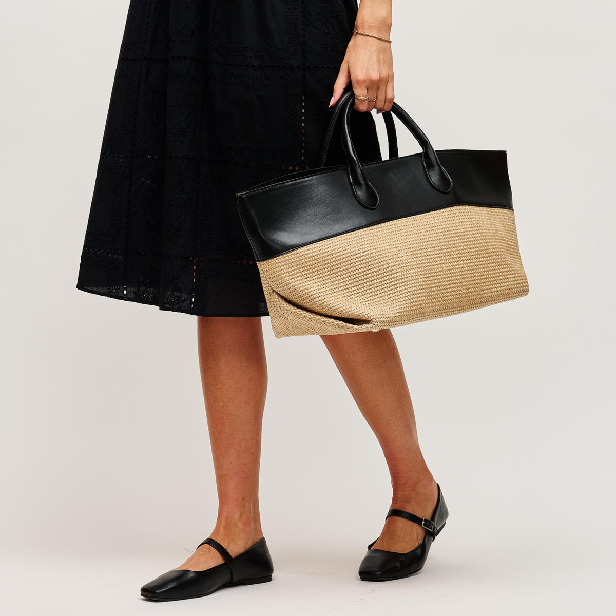 Woman wearing Natural Black Urban Expressions Kingston Tote 840504205675 View 3 | Natural Black