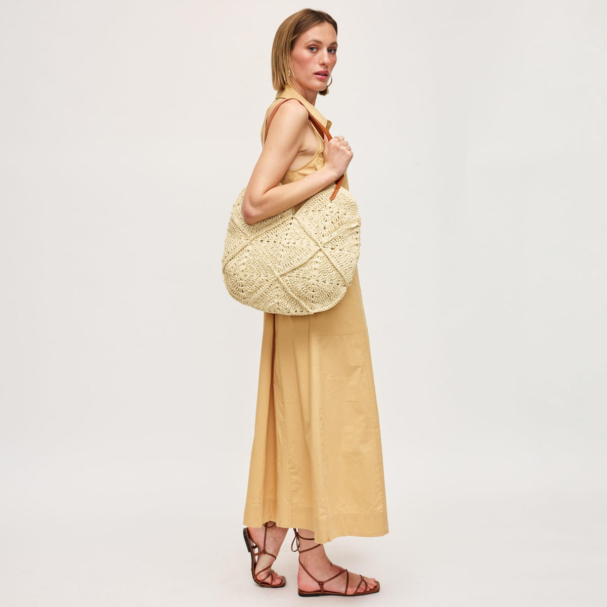 Woman wearing Ivory Urban Expressions Clara Tote 840611157133 View 2 | Ivory
