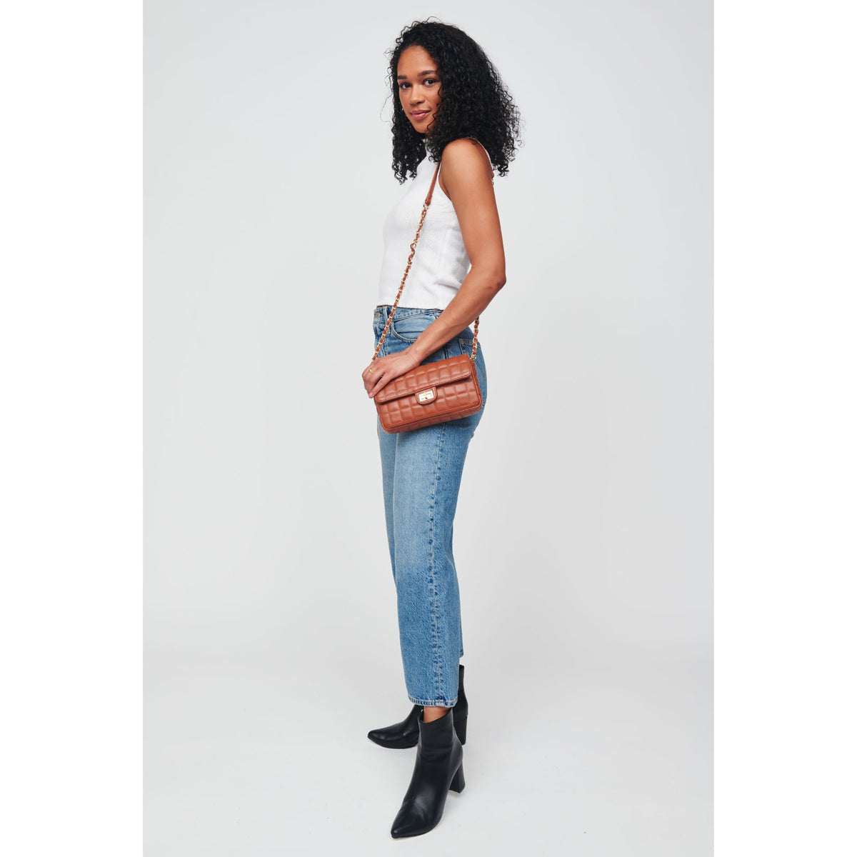 Woman wearing Tan Urban Expressions Darcie Crossbody 818209012058 View 3 | Tan