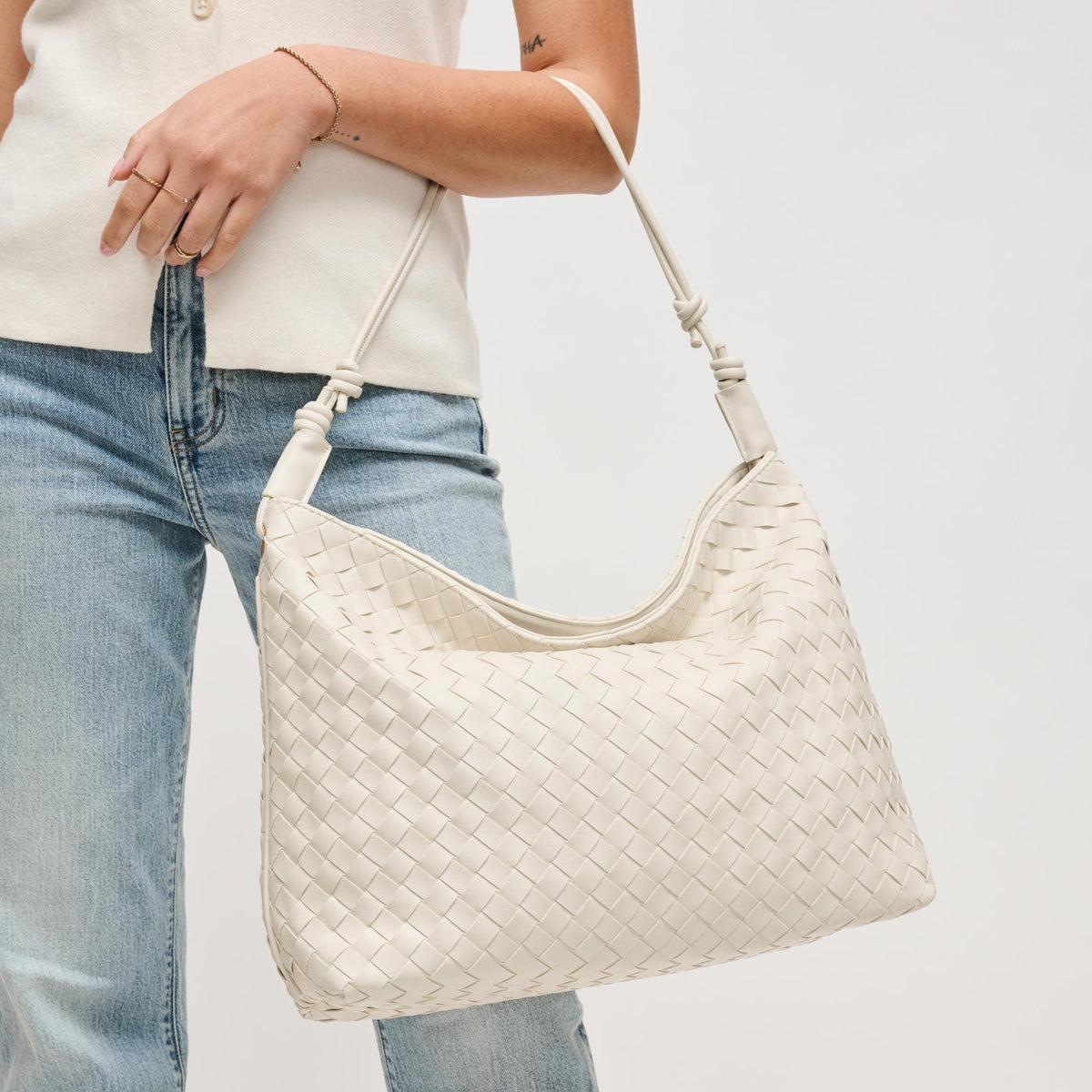 Woman wearing Ivory Urban Expressions Theo Hobo 840504205590 View 1 | Ivory