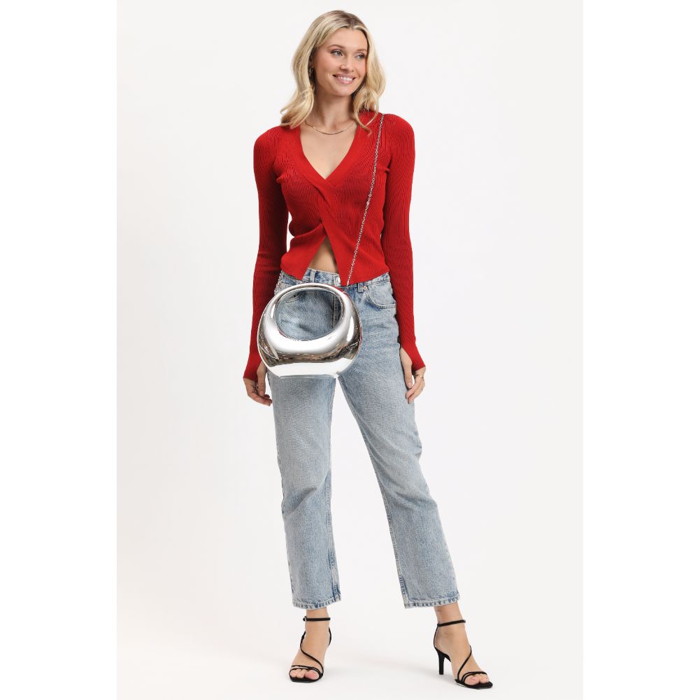 Woman wearing Silver Urban Expressions Bess Evening Bag 840611115898 View 4 | Silver