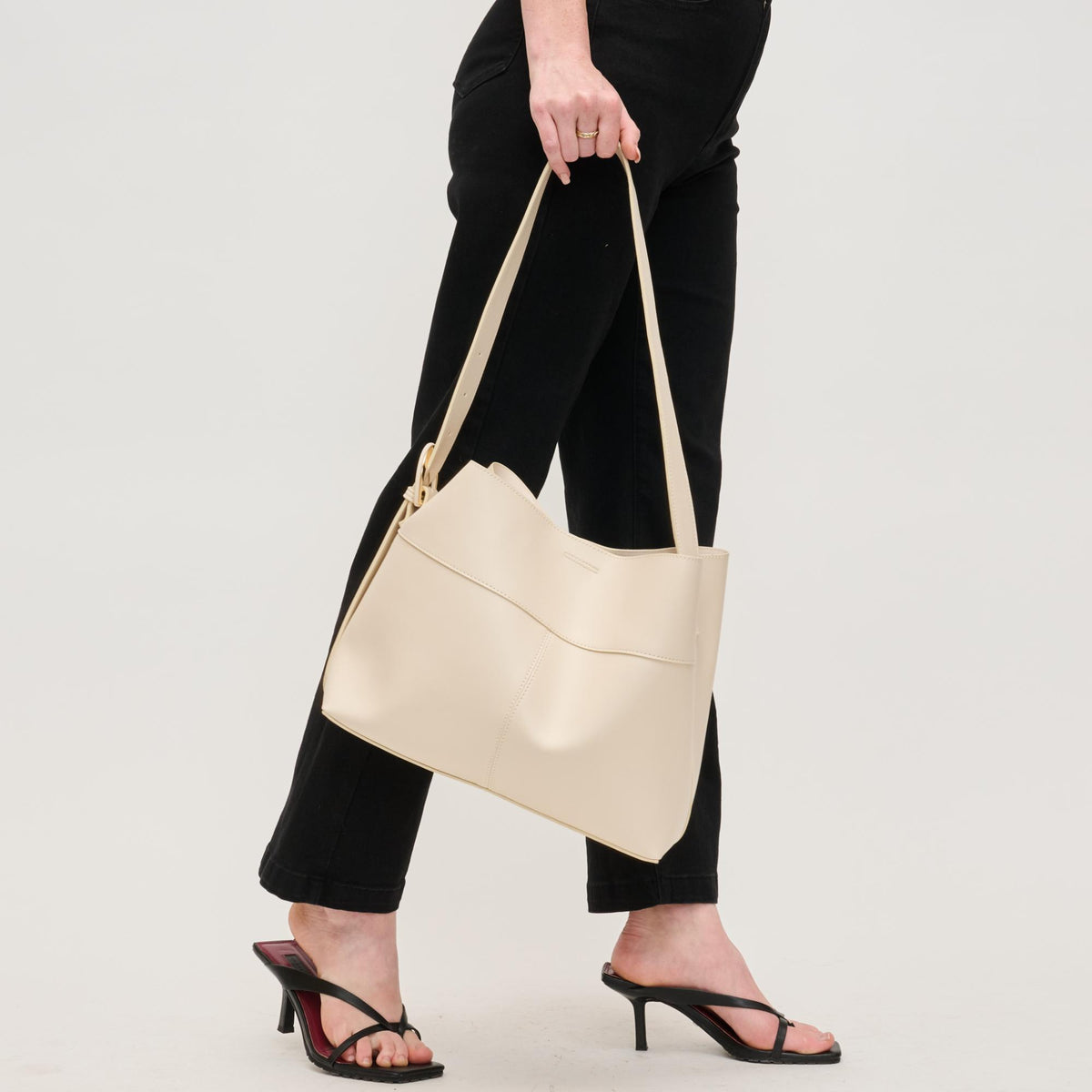 Woman wearing Ivory Urban Expressions Rory Tote 840611152862 View 2 | Ivory