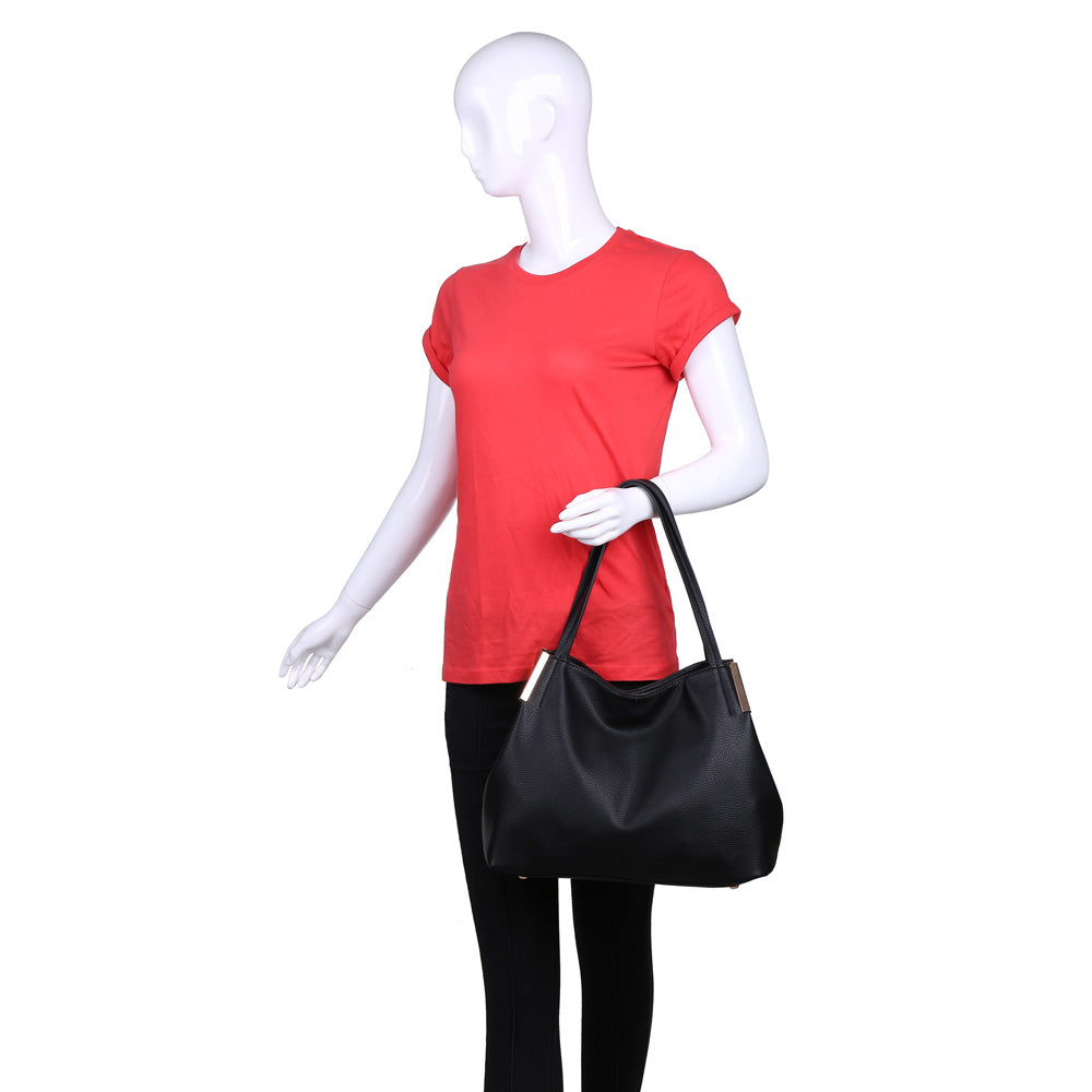 Product Image of Urban Expressions Everly Hobo NA-840611161710 View 5 | Black