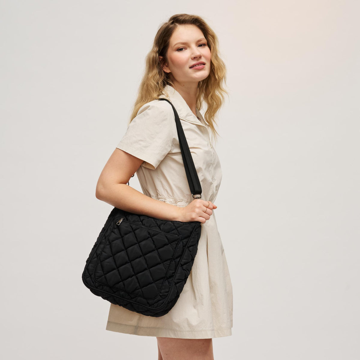Woman wearing Black Urban Expressions Fia - Quilted Puffer Crossbody 818209018555 View 1 | Black