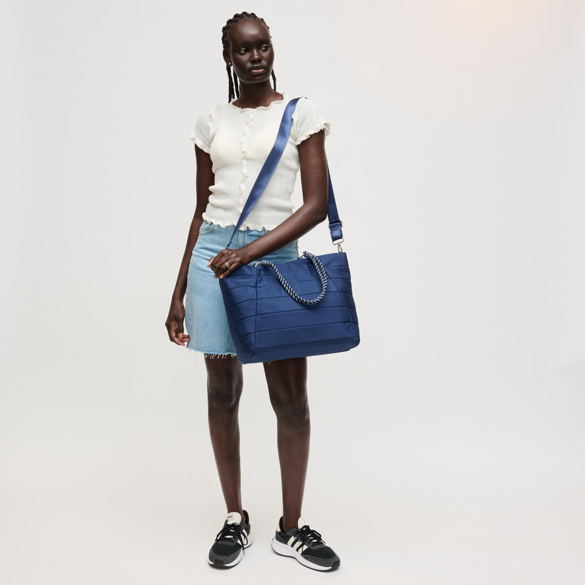Woman wearing Navy Urban Expressions Lyla Tote 840504206146 View 2 | Navy