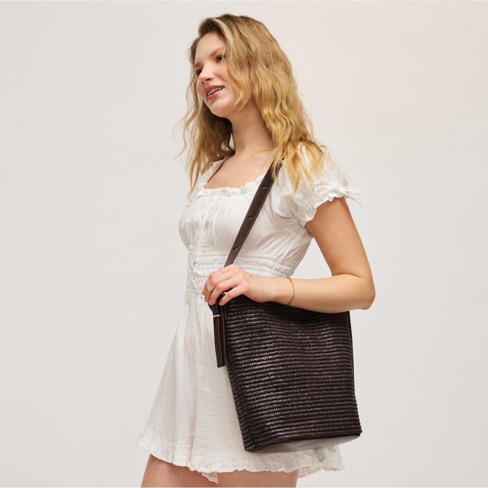 Woman wearing Natural Urban Expressions Jessica - Straw Tote 840504204463 View 1 | Natural