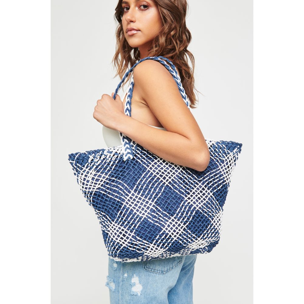 Urban Expressions Costa Women : Handbags : Tote 840611170156 | Navy White